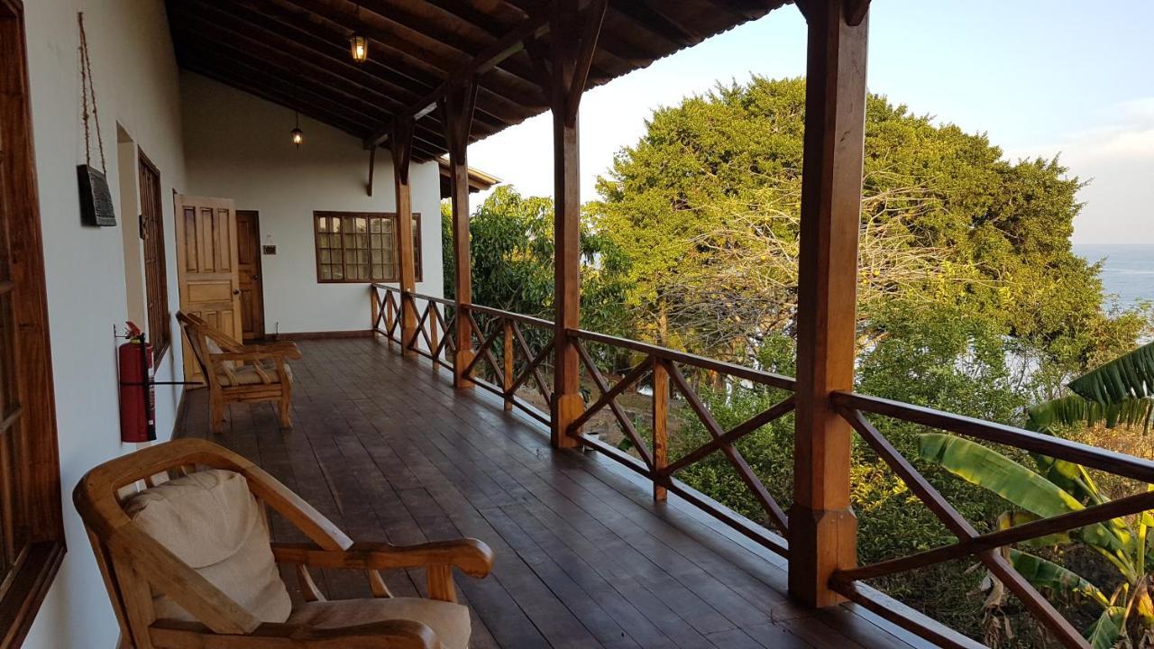 Amaru Wellbeing Resort Chinandega Exteriör bild