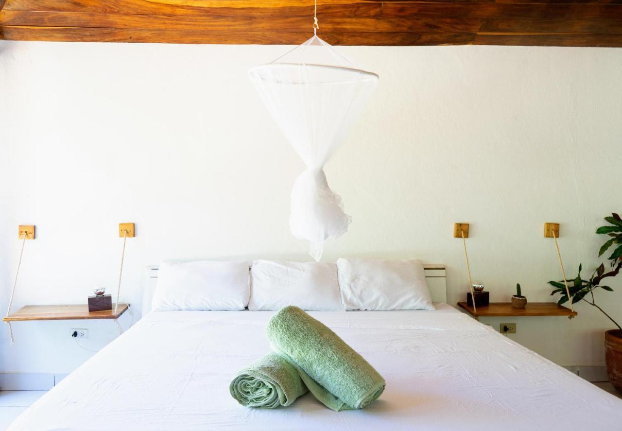 Amaru Wellbeing Resort Chinandega Exteriör bild